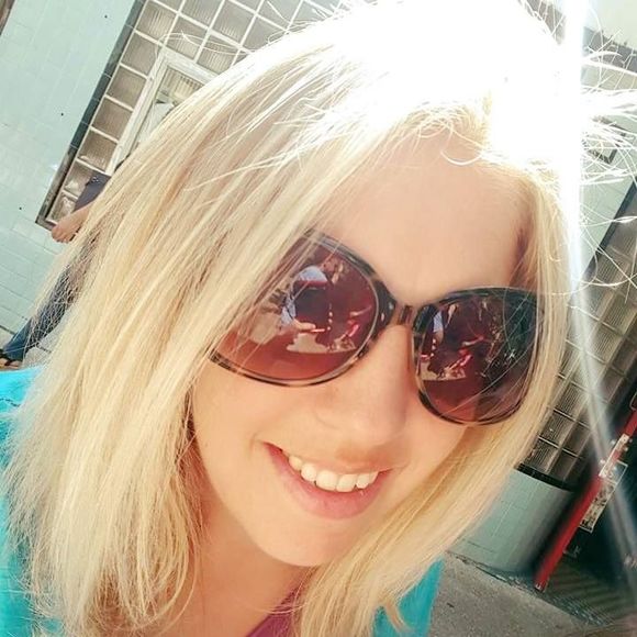 Meet your Posher, Alisa - Picture 1 of 1